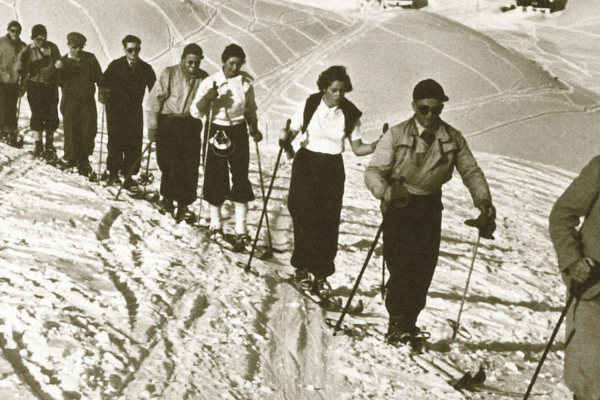 Nostalgisches Bild - Skifahrer